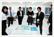 審査の様子